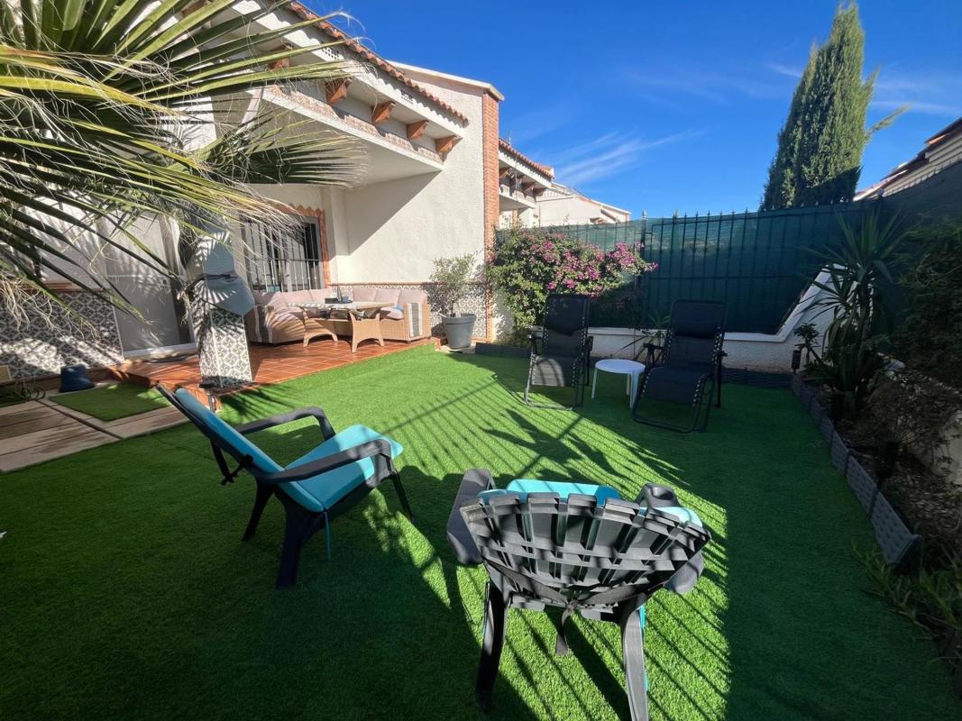 Продажа таунхауса в Chalet adosado en Almazarica La-ciudad Comu, 72, La Cañada - Los Alcores, San Miguel de Salinas , Сан-Мигель-де-Салинас photo 2