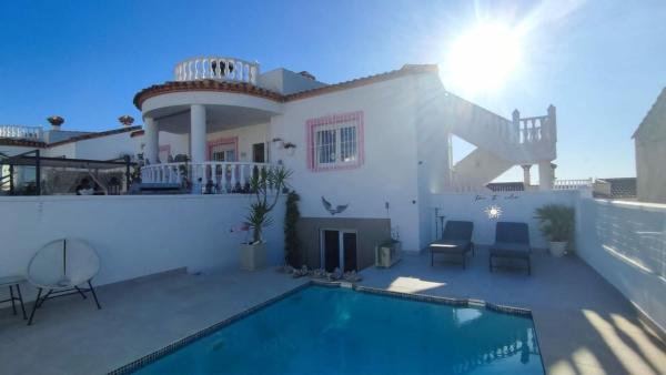 Casa de pueblo en Centro, San Miguel de Salinas photo 1