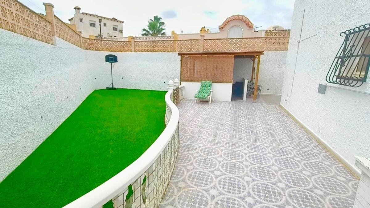 Venta de chalet independiente en Chalet pareado en Blue Lagoon - Galán, San Miguel de Salinas, San Miguel de Salinas
photo 2