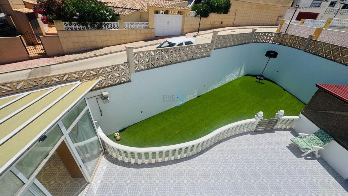 Продажа отдельного шале в Casa o chalet en Blue Lagoon - Galán, San Miguel de Salinas, Сан-Мигель-де-Салинас photo 2