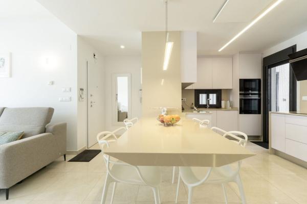 Частный шале на продаже в  Casa o chalet independiente en Calle los Hernandez, La Cañada - Los Alcores, San Miguel de Salinas, Сан-Мигель-де-Салинас photo 4