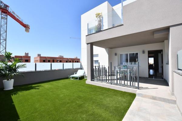 Sale of flat in Piso en La Cañada - Los Alcores, San Miguel de Salinas, San Miguel de Salinas
thumbnail 1
