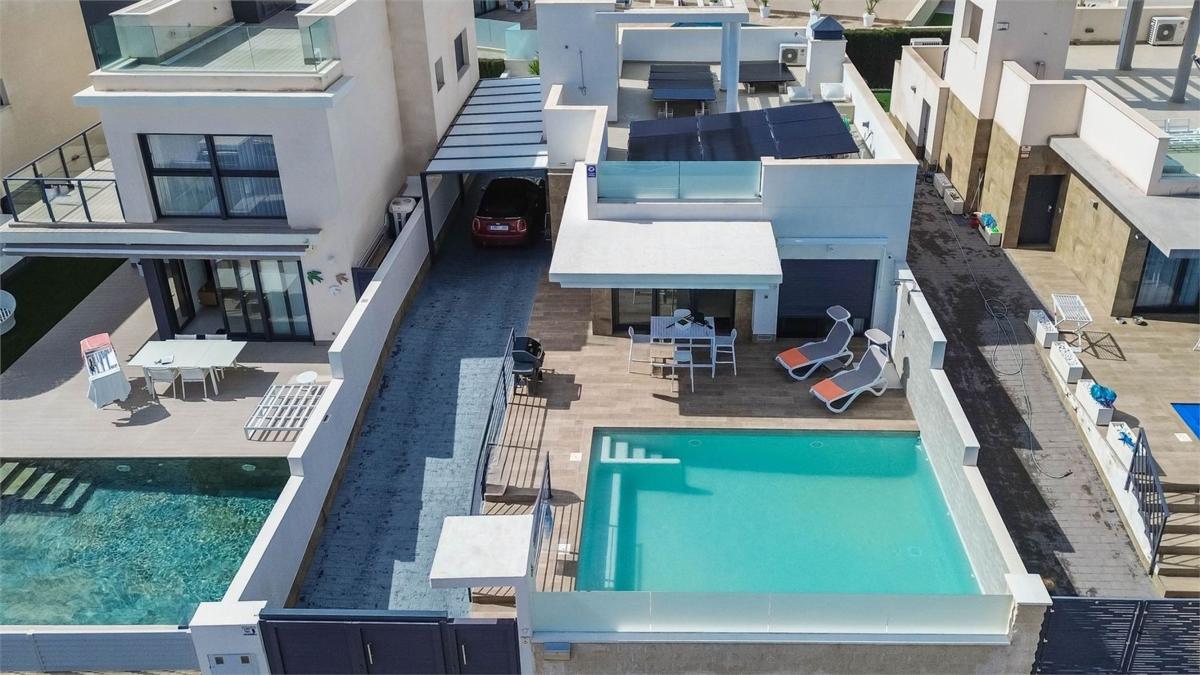 Продажа отдельного шале в Casa o chalet independiente en Calle los Hernandez, La Cañada - Los Alcores, San Miguel de Salinas, Сан-Мигель-де-Салинас photo 3