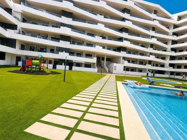Sale of flat in Piso en Calle Verdi, Centro, San Miguel de Salinas, San Miguel de Salinas
thumbnail 1