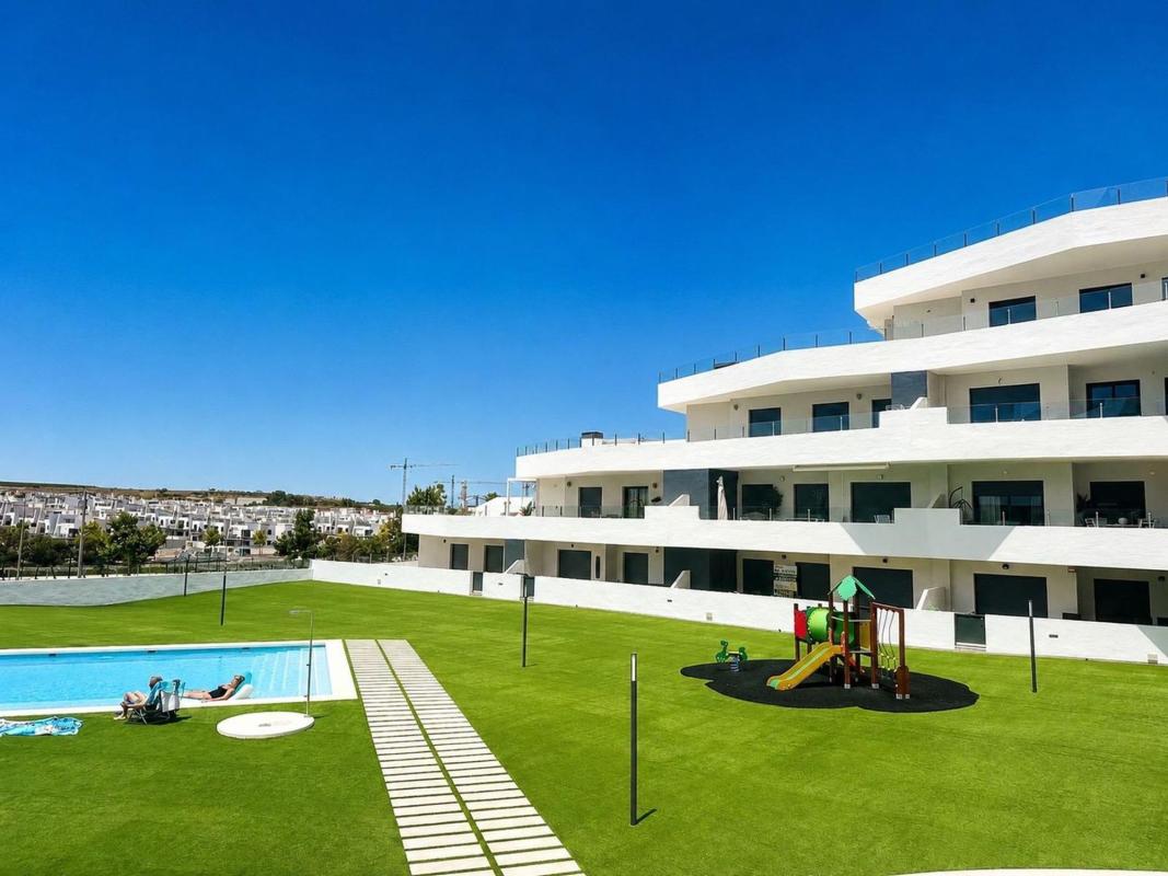 Sale of apartment in Piso en Calle Verdi, Centro, San Miguel de Salinas, San Miguel de Salinas
 photo 5