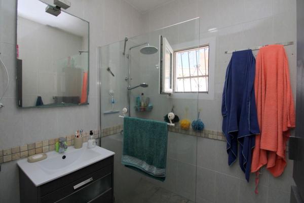 Частный шале на продаже в  Casa o chalet en Blue Lagoon - Galán, San Miguel de Salinas, Сан-Мигель-де-Салинас photo 4