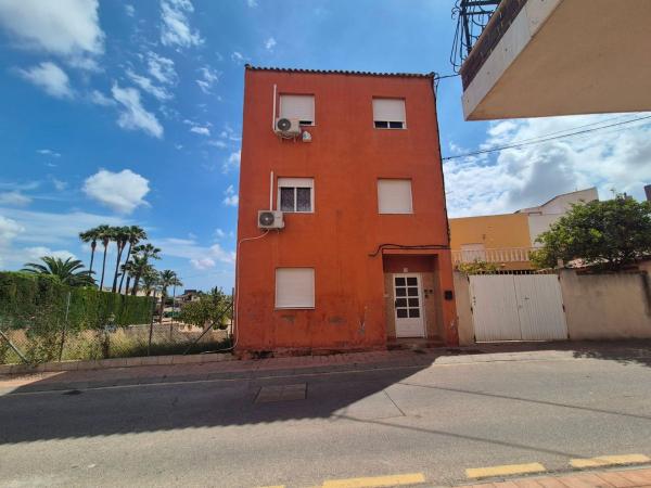 Chalet independiente en venta en Casa o chalet independiente en Calle Carmen Conde, 10, Centro, San Miguel de Salinas, San Miguel de Salinas
photo 1