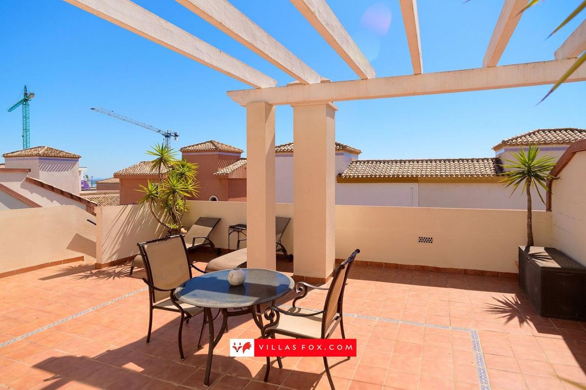 Sprzedaż niezależnego domku jednorodzinnego w Chalet pareado en Calle los Hernandez, La Cañada - Los Alcores, San Miguel de Salinas, San Miguel de Salinas photo 5