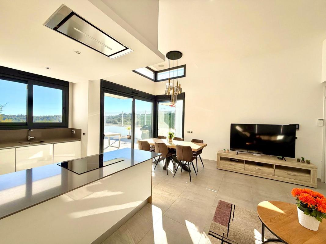 Sprzedaż niezależnego domku jednorodzinnego w Casa o chalet independiente en Aguirre Lo-ciudad Comunic, 28, La Cañada - Los Alcores, San Miguel de Salinas, San Miguel de Salinas photo 5