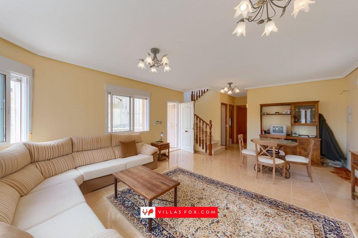 Продажа отдельного шале в  Casa o chalet independiente en Calle lo Bojosa, 30, La Cañada - Los Alcores, San Miguel de Salinas, Сан-Мигель-де-Салинас photo 5