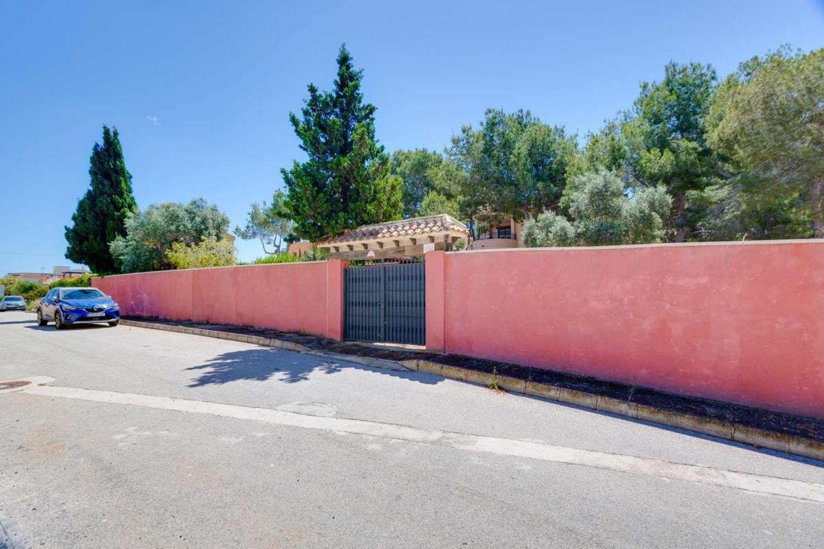 Продажа отдельного шале в Casa o chalet independiente en Calle Estocolmo, Ciudad de las Comunicaciones, San Miguel de Salinas, Сан-Мигель-де-Салинас photo 3
