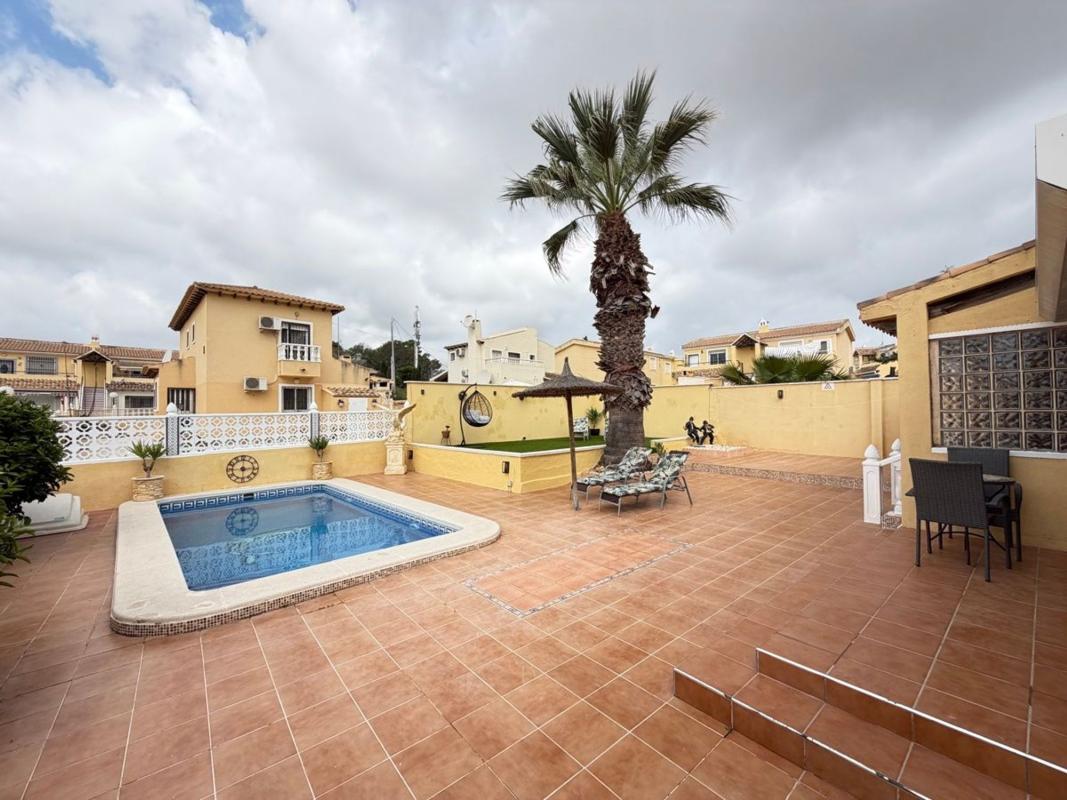 Продажа отдельного шале в  Casa o chalet independiente en Blue Lagoon - Galán, San Miguel de Salinas, Сан-Мигель-де-Салинас photo 5