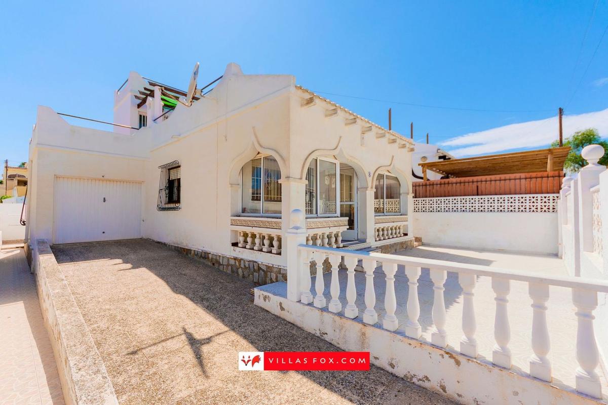 Продажа отдельного шале в Casa o chalet independiente en Calle Gavilanes, Centro, San Miguel de Salinas, Сан-Мигель-де-Салинас photo 2