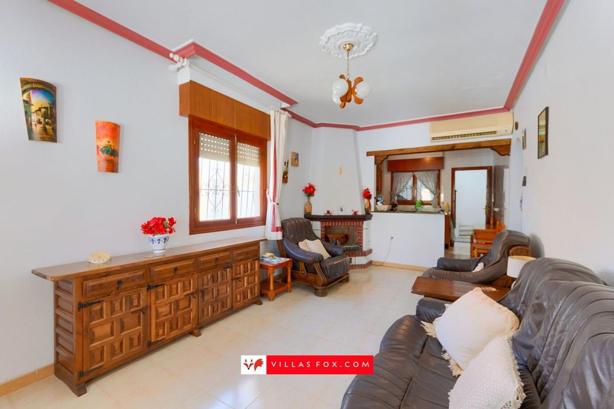 Продажа отдельного шале в Casa o chalet independiente en Calle Gavilanes, Centro, San Miguel de Salinas, Сан-Мигель-де-Салинас photo 5