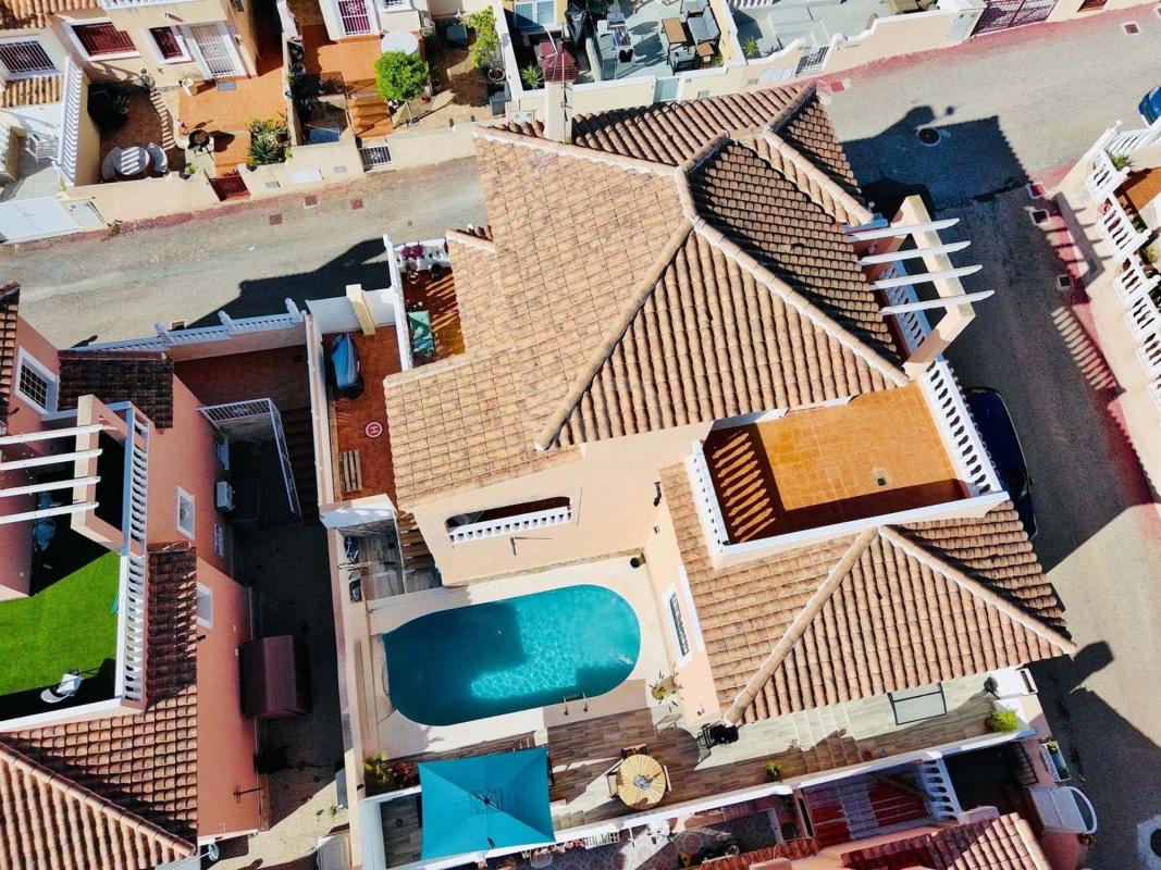 Продажа отдельного шале в  Casa o chalet en Blue Lagoon - Galán, San Miguel de Salinas, Сан-Мигель-де-Салинас photo 2