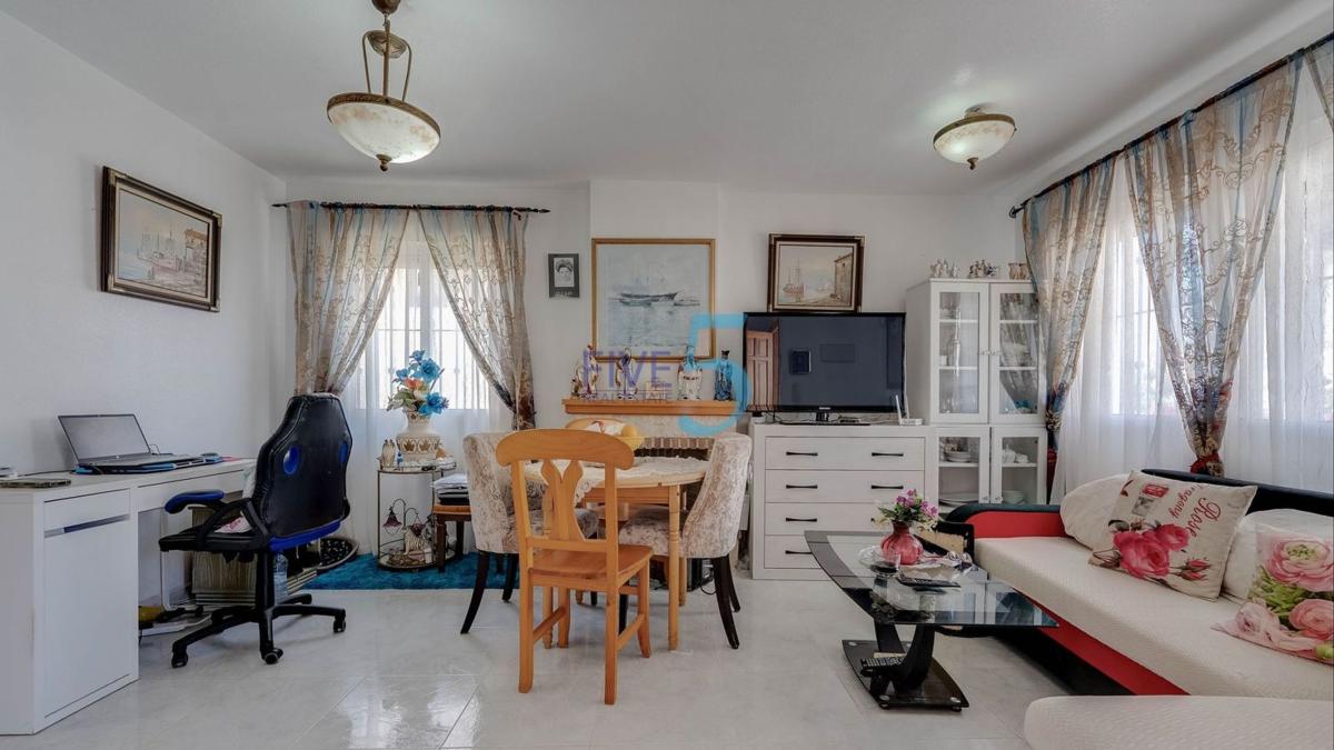 Sale of independent chalet in Casa o chalet en Blue Lagoon - Galán, San Miguel de Salinas, San Miguel de Salinas
photo 4