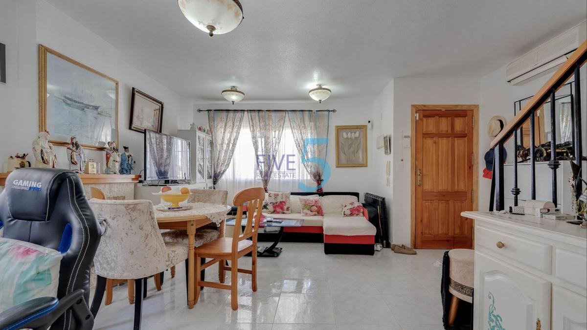 Sale of independent chalet in Casa o chalet en Blue Lagoon - Galán, San Miguel de Salinas, San Miguel de Salinas
photo 5