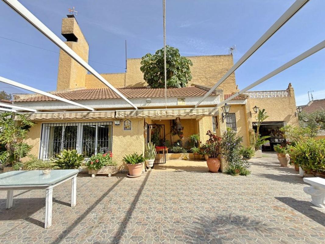 Продажа отдельного шале в Casa o chalet independiente en Calle Huesca s/n, Ciudad de las Comunicaciones, San Miguel de Salinas, Сан-Мигель-де-Салинас photo 5