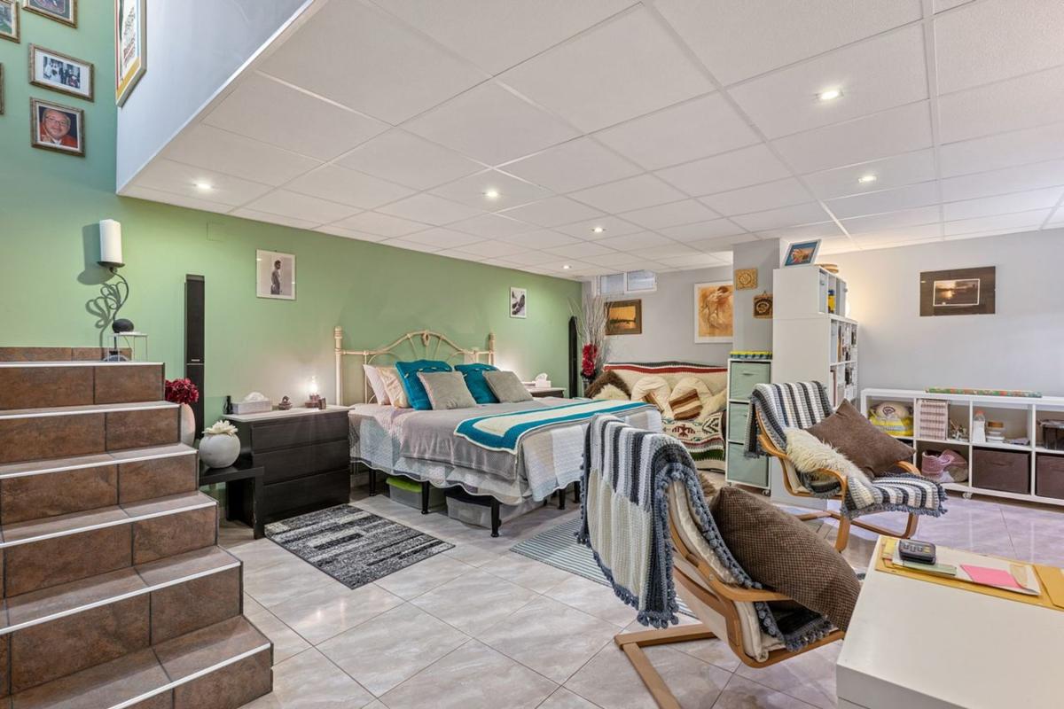Venta de chalet adosado en  Chalet adosado en Calle la Castellana, 14, La Cañada - Los Alcores, San Miguel de Salinas , San Miguel de Salinas photo 5