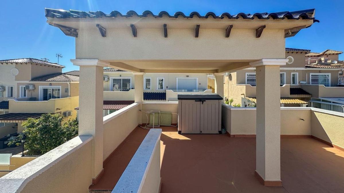 Продажа отдельного шале в  Casa o chalet independiente en Blue Lagoon - Galán, San Miguel de Salinas, Сан-Мигель-де-Салинас photo 3