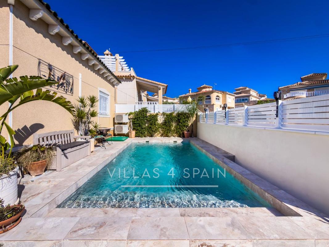 Продажа отдельного шале в Casa o chalet independiente en Calle Marbella, Blue Lagoon - Galán, San Miguel de Salinas, Сан-Мигель-де-Салинас photo 5