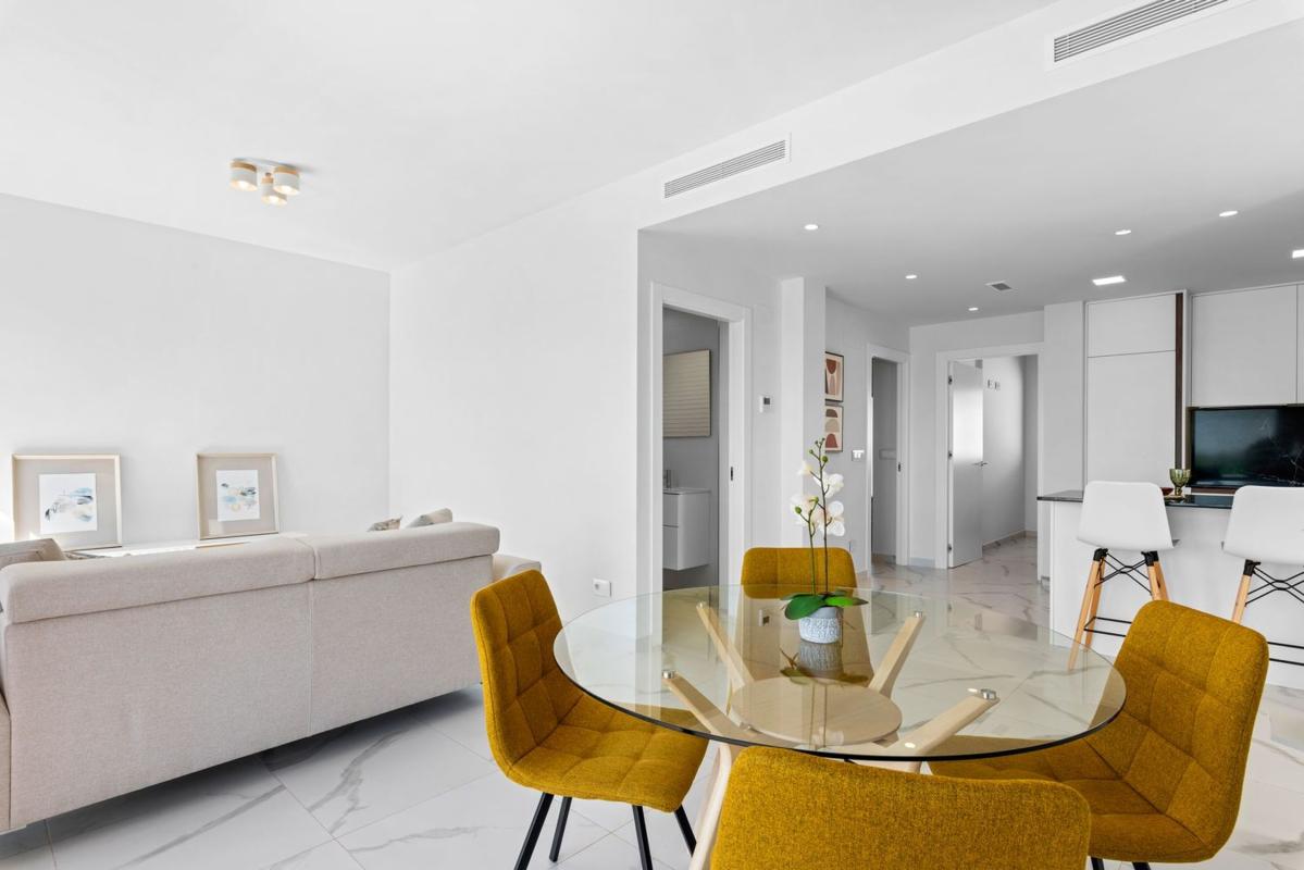 Продажа таунхауса в  Chalet adosado en Calle los Chirrines, La Cañada - Los Alcores, San Miguel de Salinas , Сан-Мигель-де-Салинас photo 3