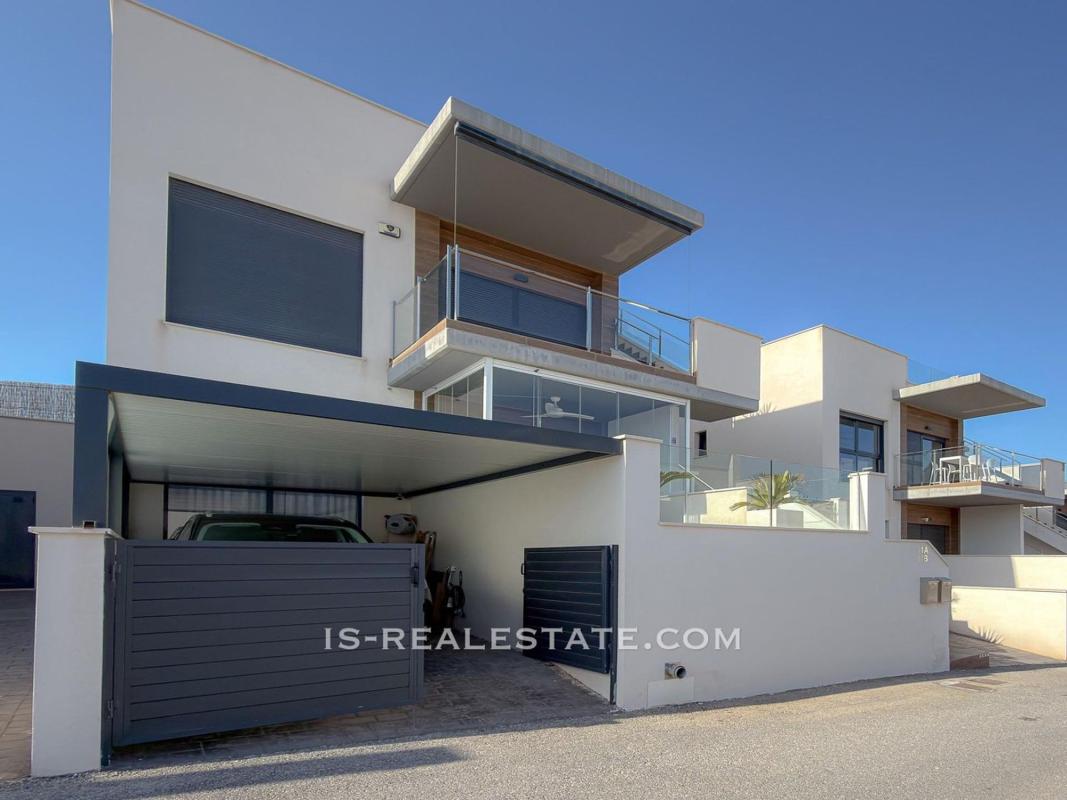 Продажа отдельного шале в Casa o chalet independiente en La Cañada - Los Alcores, San Miguel de Salinas, Сан-Мигель-де-Салинас photo 2