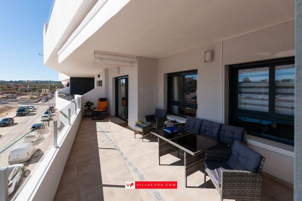 Sale of flat in Piso en Calle Verdi, Centro, San Miguel de Salinas, San Miguel de Salinas
thumbnail 2