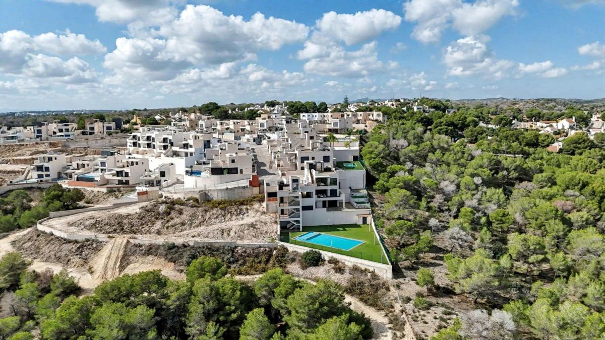 Продажа квартиры на Piso en Centro, San Miguel de Salinas, Сан-Мигель-де-Салинас
photo 3