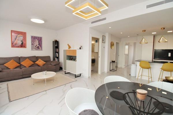 Venta de piso en Piso en Centro, San Miguel de Salinas, San Miguel de Salinas
 photo 4