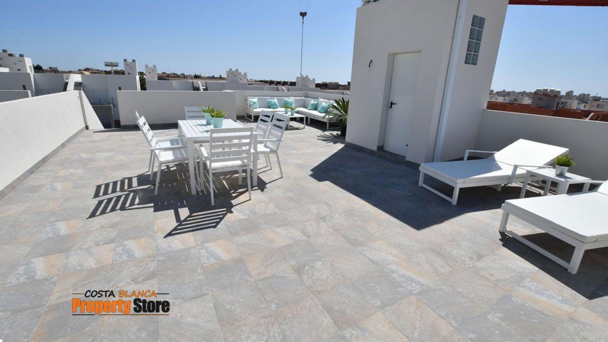 Venta de piso en Piso en La Cañada - Los Alcores, San Miguel de Salinas, San Miguel de Salinas
photo 4