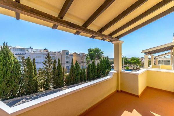 Частный шале на продаже в Casa o chalet en Calle el Pedrero, Blue Lagoon - Galán, San Miguel de Salinas, Сан-Мигель-де-Салинас photo 1