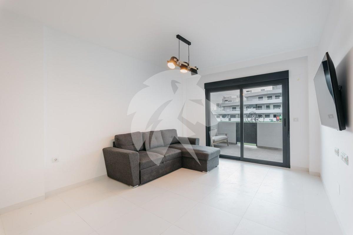 Sale of apartment in Piso en Calle Verdi, Centro, San Miguel de Salinas, San Miguel de Salinas
 photo 3