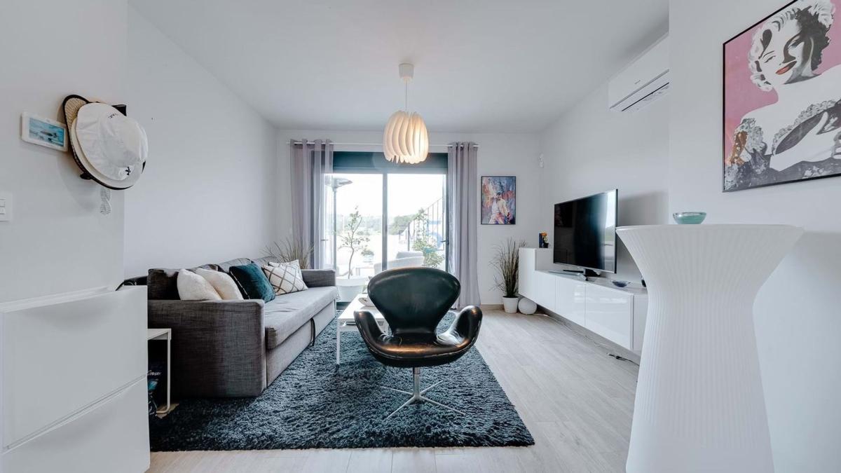 Sale of apartment in Piso en La Cañada - Los Alcores, San Miguel de Salinas, San Miguel de Salinas
 photo 4