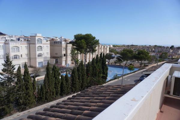 Частный шале на продаже в  Casa o chalet independiente en Calle el Pedrero, 31, Blue Lagoon - Galán, San Miguel de Salinas, Сан-Мигель-де-Салинас photo 2
