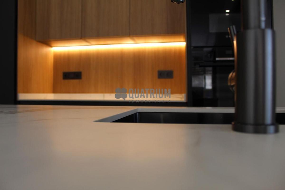 Venta de piso en Piso en Calle Bilbao, Centro Tradicional, Alicante / Alacant, Alicante / Alacant
 photo 4