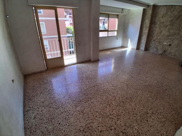 Продажа квартиры на Piso en Ronda Sud, Crevillente, Кревильенте
thumbnail 3