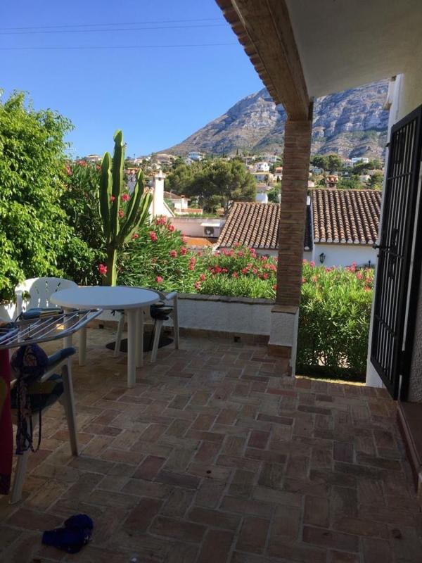 Sprzedaż niezależnego domku jednorodzinnego w  Casa o chalet independiente en Calle Deneb, 16, Les Rotes/Las Rotas, Denia, Dénia photo 4