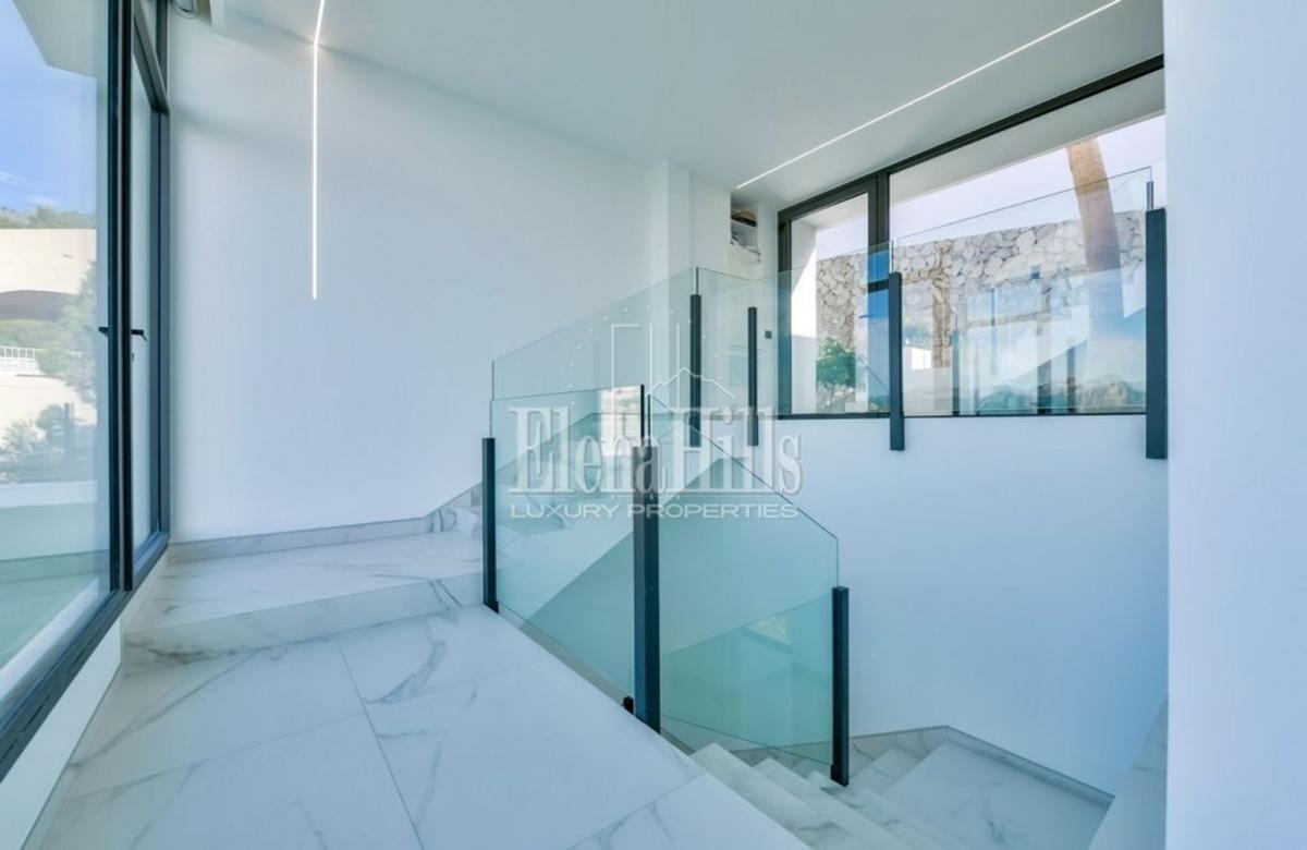 Продажа отдельного шале в  Casa o chalet independiente en Calle Italia, Altea Hills, Altea, Алтея photo 5