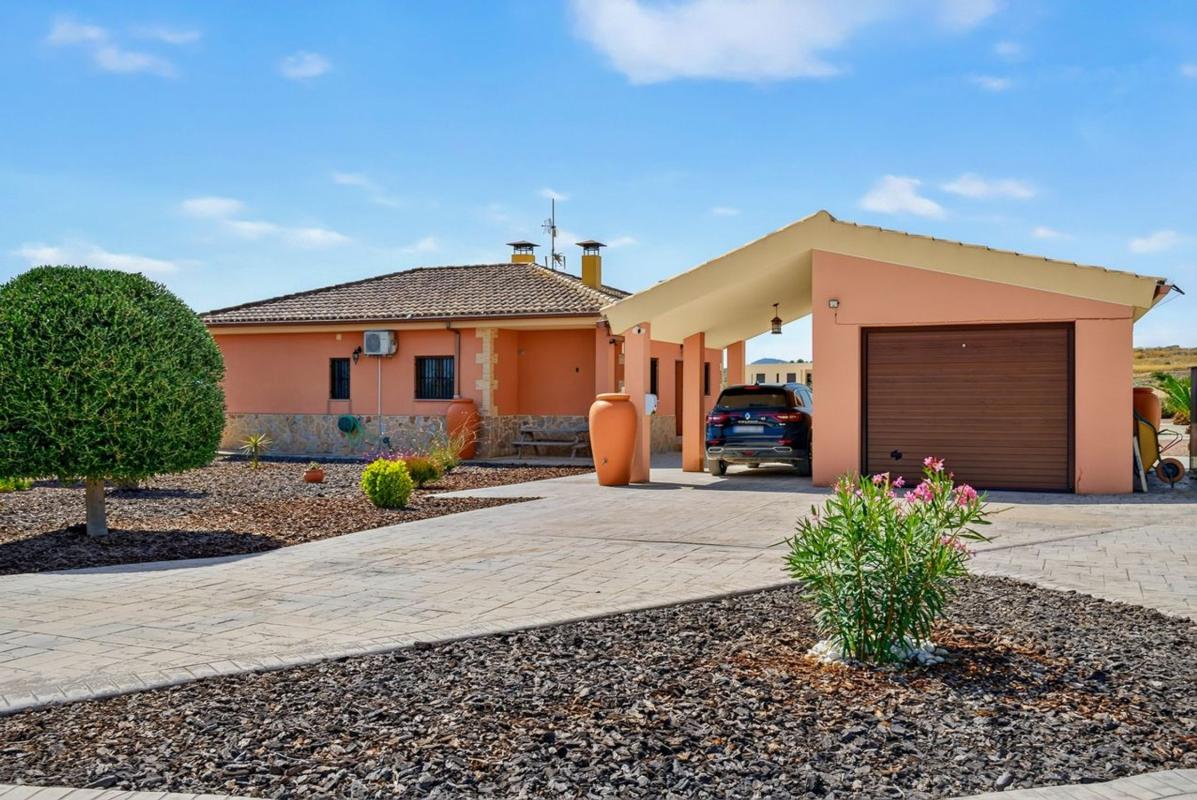 Продажа отдельного шале в Casa o chalet independiente en Rodriguillo, Pinoso, Пиносo photo 2