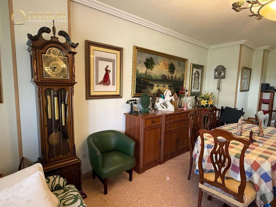 Venta de piso en Piso en Plaza d'Amèrica, Campoamor, Alicante / Alacant, Alicante / Alacant
photo 4