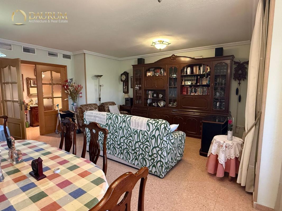 Venta de piso en Piso en Plaza d'Amèrica, Campoamor, Alicante / Alacant, Alicante / Alacant
photo 5