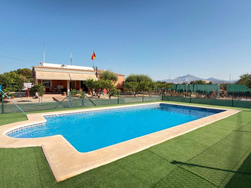 Sprzedaż niezależnego domku jednorodzinnego w  Casa o chalet independiente en Salafranca - Lloixa, San Juan de Alicante, San Juan de Alicante photo 2