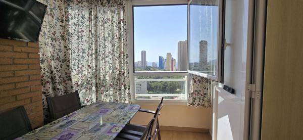 Venta de piso en Piso en Presidente Adolfo Suarez, 18, Pueblo Poniente, Benidorm, Benidorm
thumbnail 3