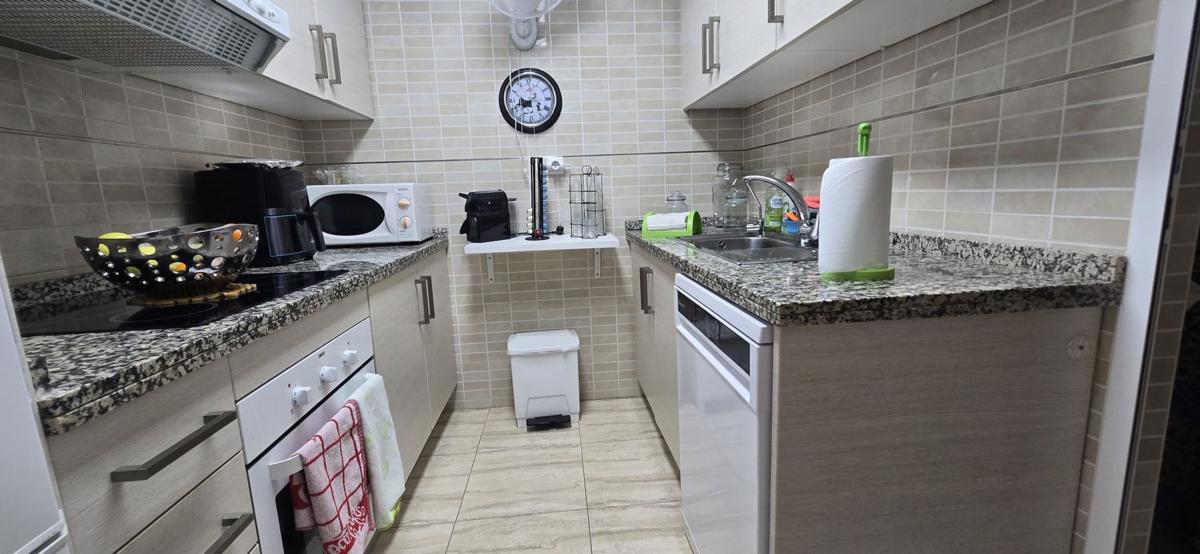 Venta de piso en Piso en Presidente Adolfo Suarez, 18, Pueblo Poniente, Benidorm, Benidorm
photo 4