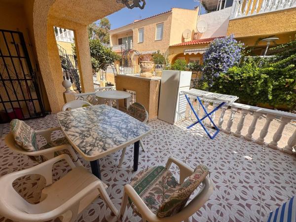 Chalet adosado en venta en Chalet adosado en San Fulgencio , San Fulgencio thumbnail 1