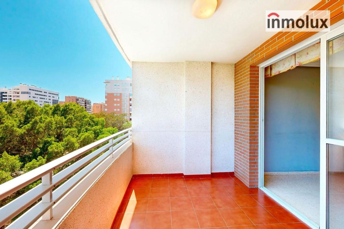 Продажа квартиры на Piso en Calle Maruja Pastor, 2, Playa de San Juan, Alicante / Alacant, Аликанте / Алакант
photo 5