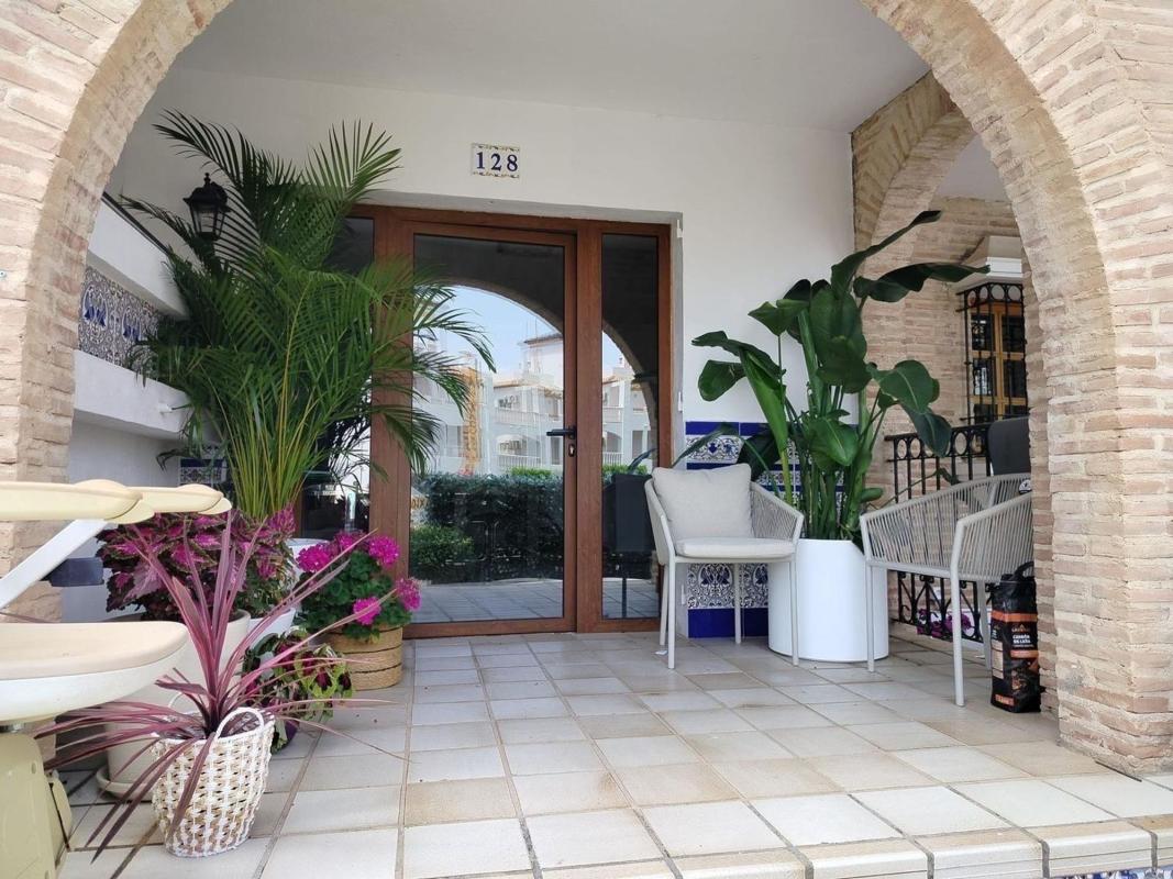 Sale of apartment in Piso en Avenida de las Brisas, 128, Villamartín, Orihuela, Orihuela
photo 3