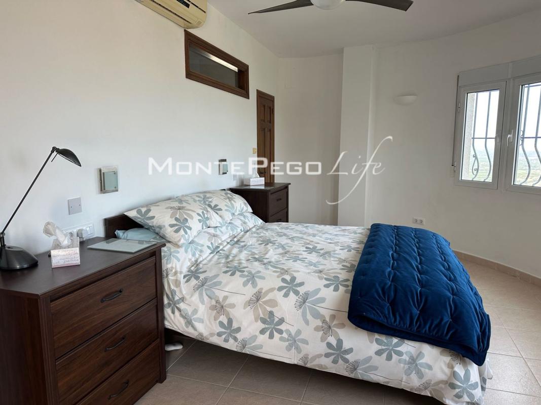 Sale of independent chalet in Casa o chalet independiente en Pego, Pego
photo 2