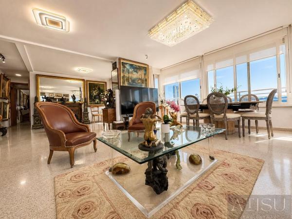 Ático en venta en Ático en Avenida de Benissa, Playa de Poniente, Benidorm, Benidorm thumbnail 2